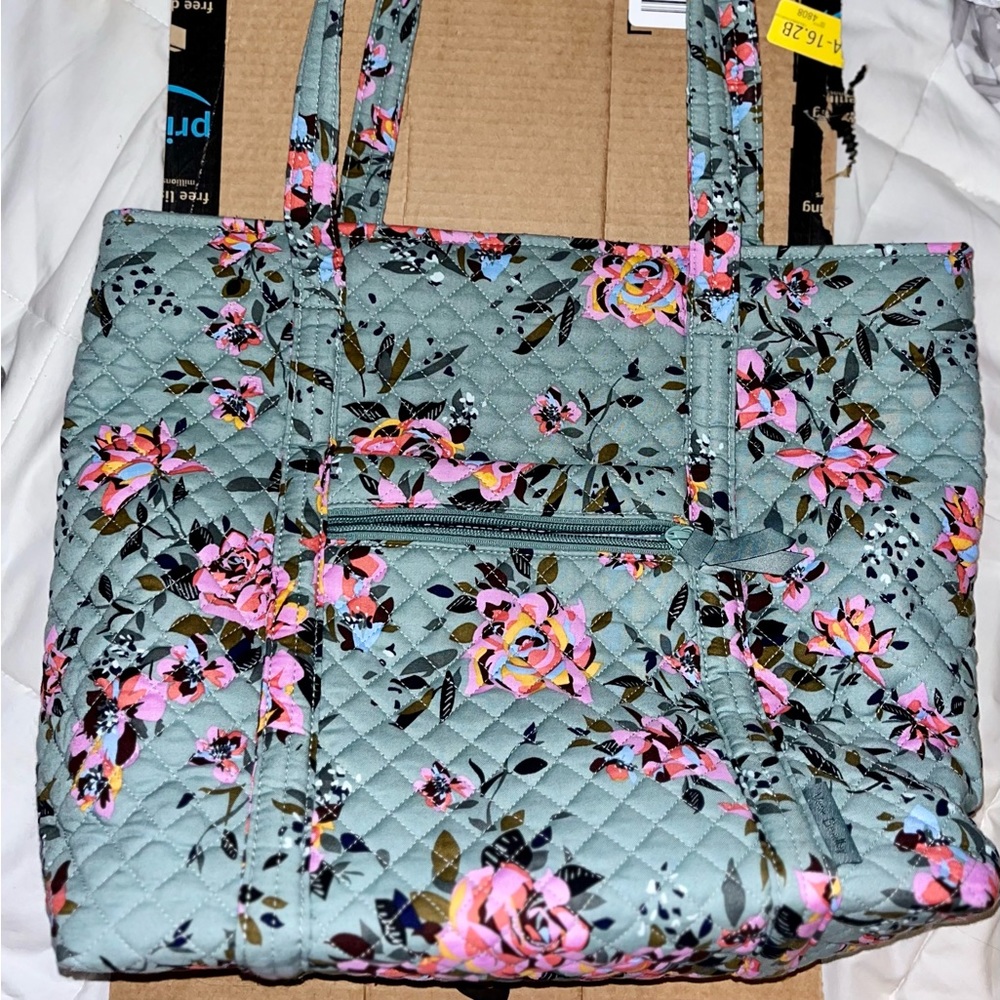 Large Vera Bradley tote